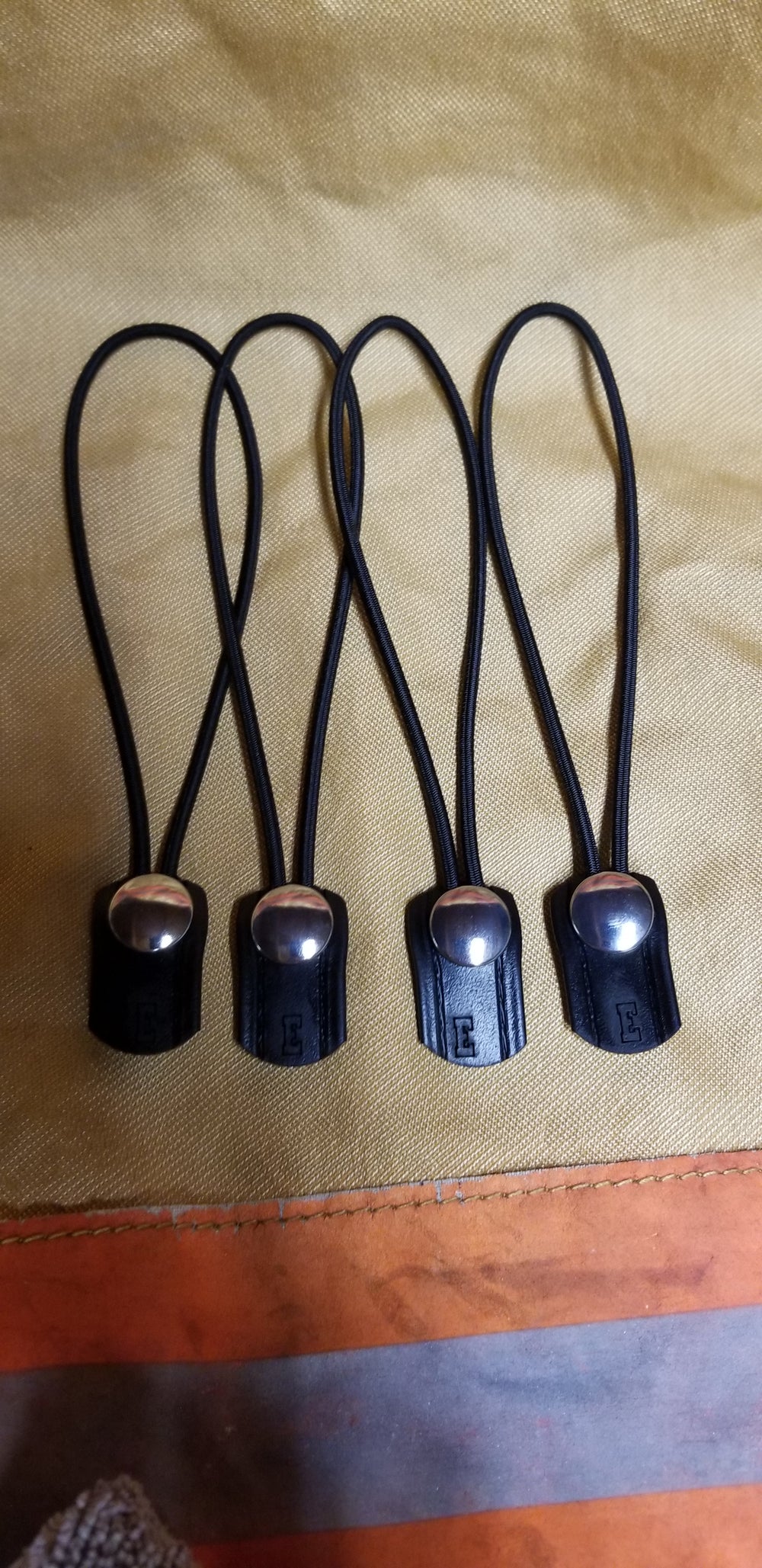 Radio Retainer Replacement (Pack 4)
